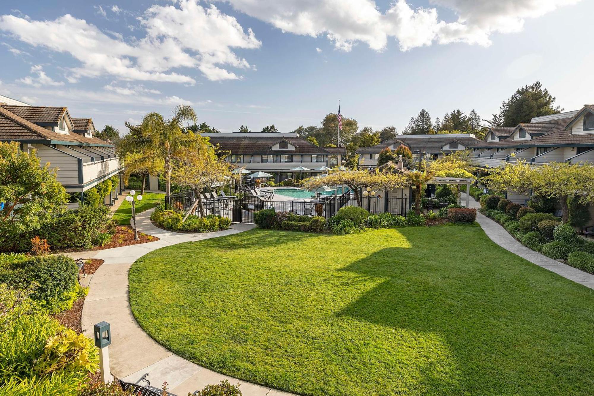 Seacliff Inn Aptos, Tapestry Collection By Hilton Bagian luar foto