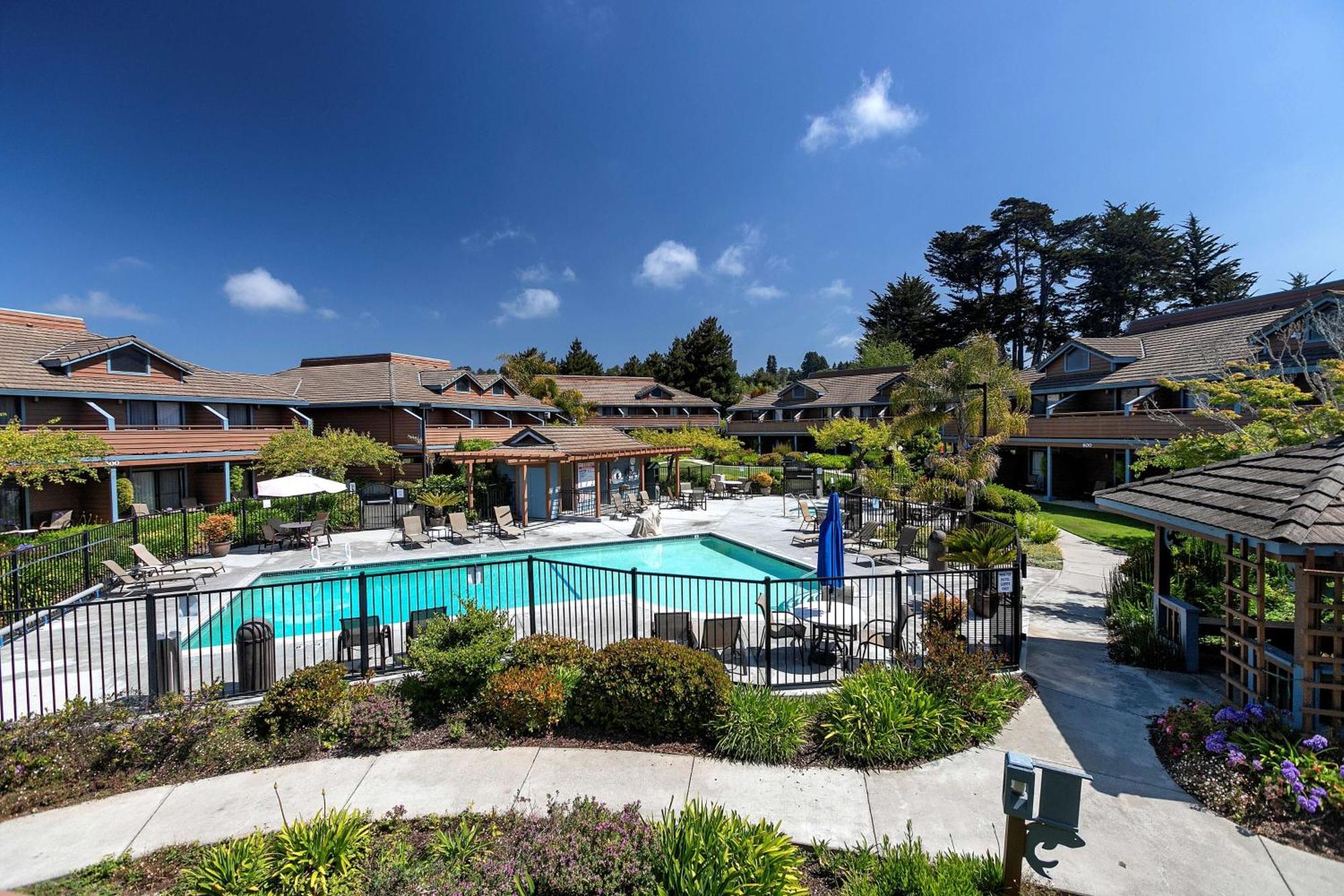 Seacliff Inn Aptos, Tapestry Collection By Hilton Bagian luar foto